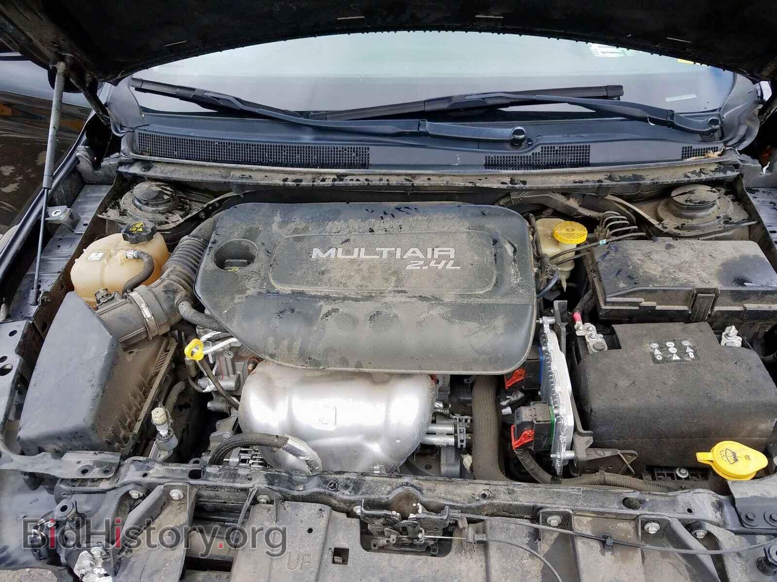 2016 CHRYSLER 200 - VIN: 1C3CCCAB6GN128718 - Фото 7