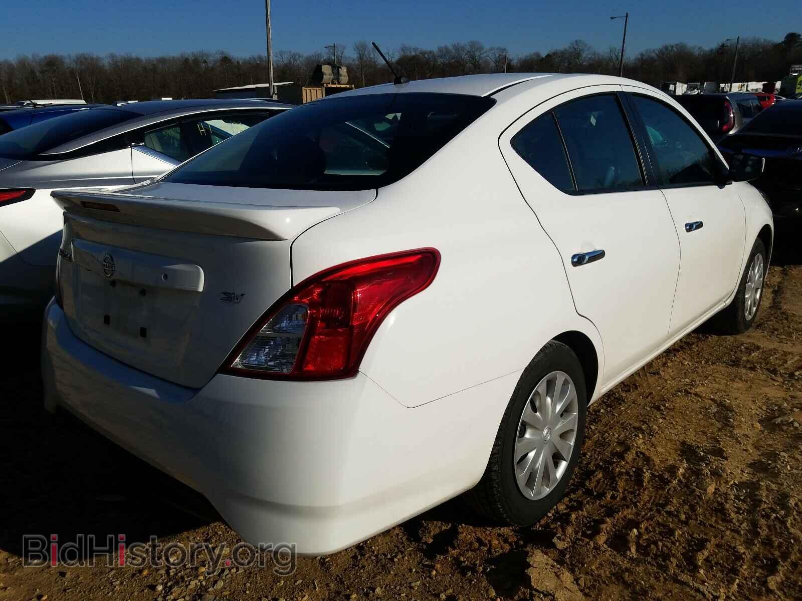 2019 NISSAN VERSA - VIN: 3N1CN7AP1KL832572 - Фото 4