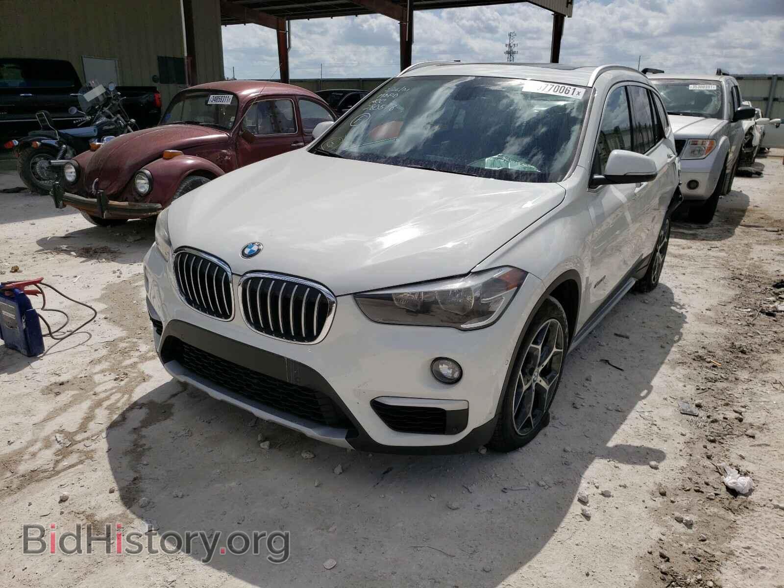 2016 BMW X1 - VIN: WBXHT3C34G5E55132 - Фото 2