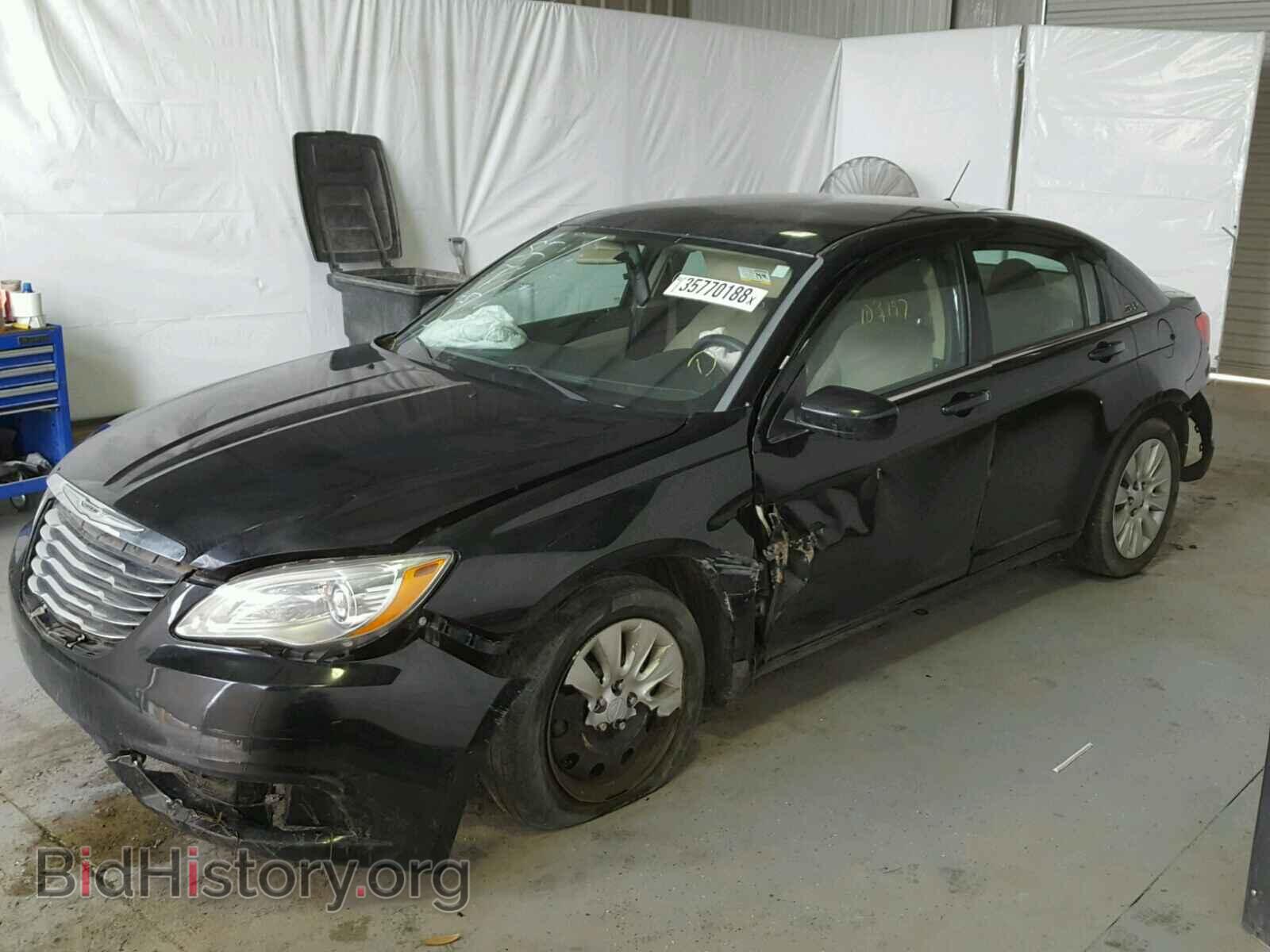 2012 CHRYSLER 200 - VIN: 1C3CCBAB0CN170645 - Фото 2
