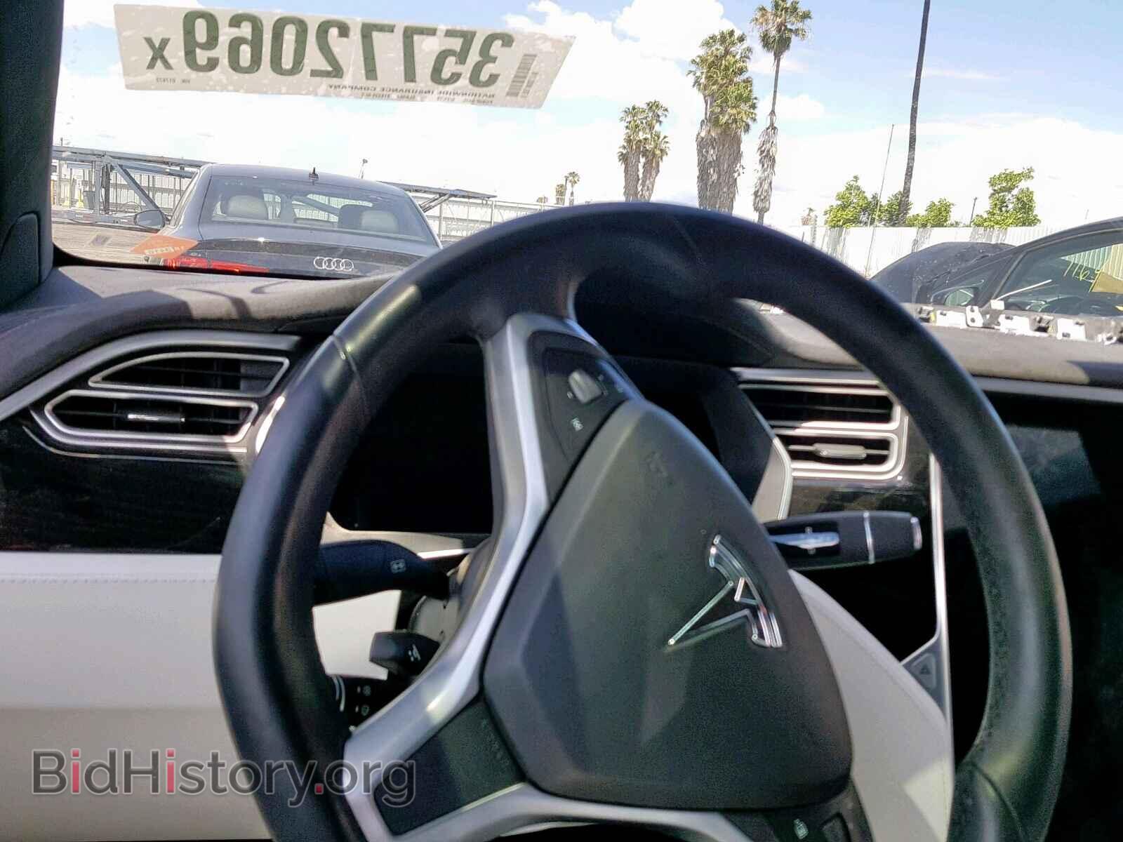 2016 TESLA MODEL X - VIN: 5YJXCAE29GF017672 - Photo 8