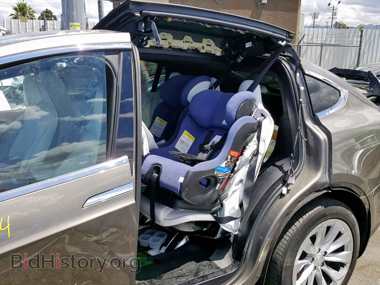 2016 TESLA MODEL X - VIN: 5YJXCAE29GF017672 - Photo 9