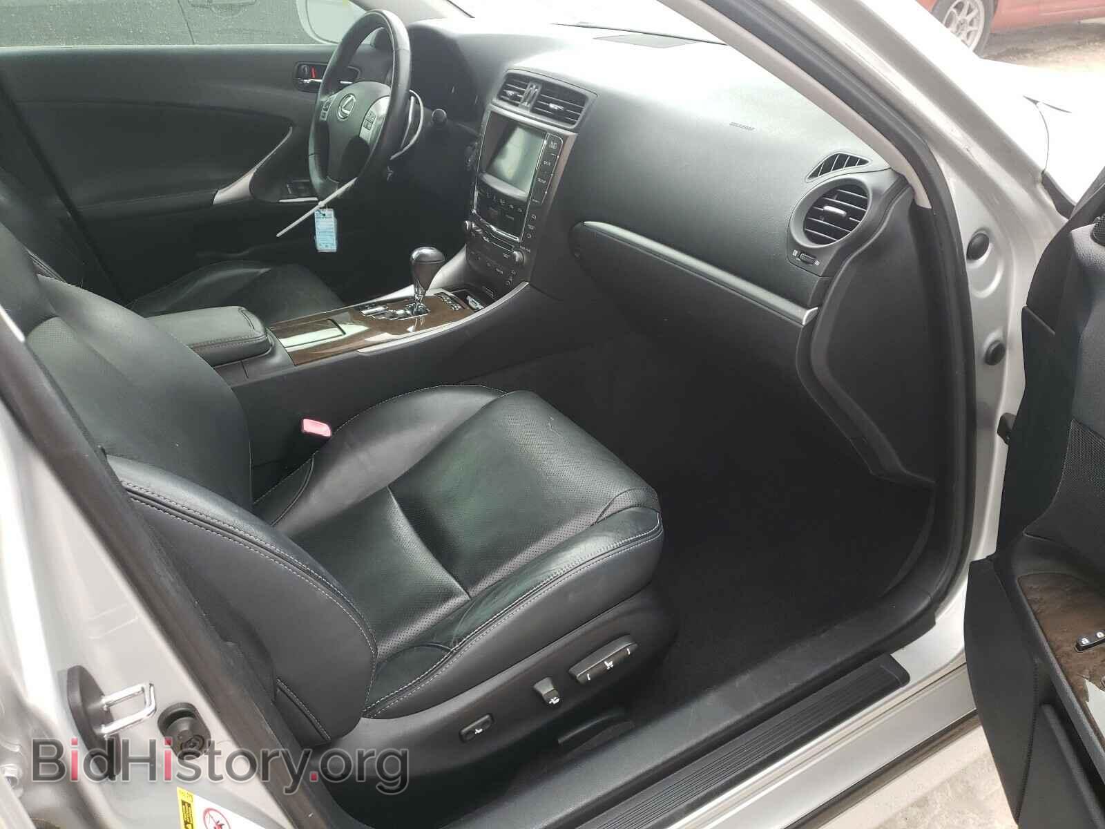 2011 LEXUS IS - VIN: JTHBF5C23B5151811 - Фото 5