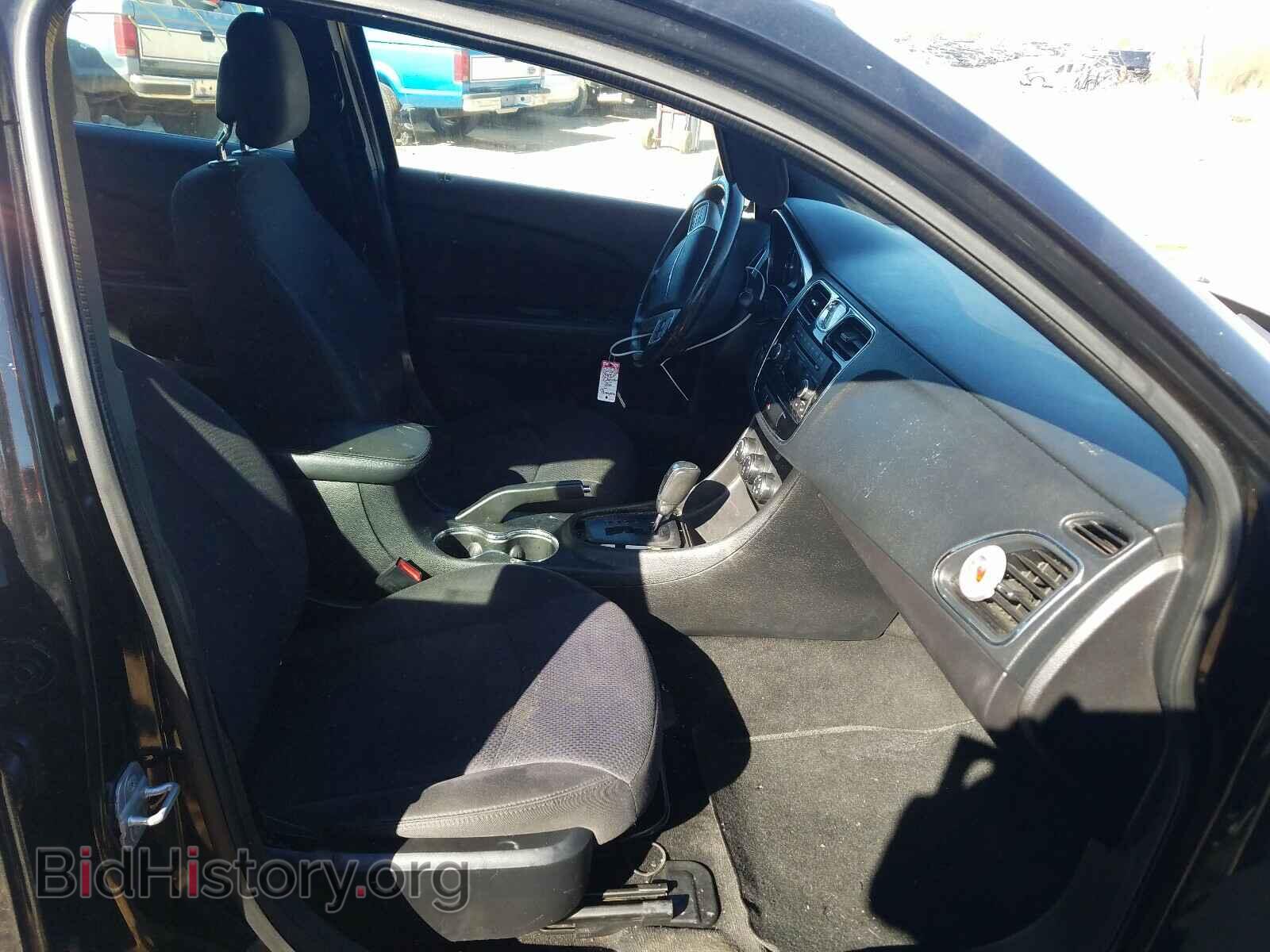 2012 CHRYSLER 200 - VIN: 1C3CCBBB1CN226333 - Фото 5