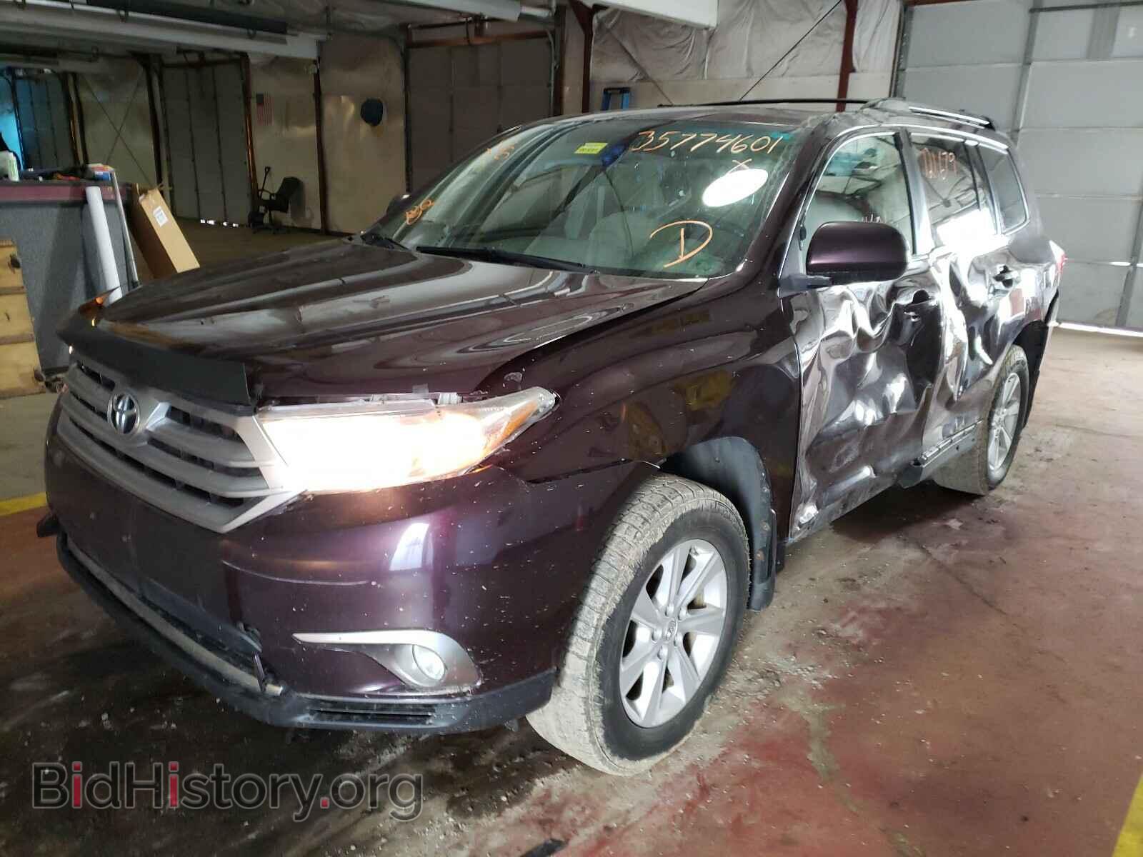 2012 TOYOTA HIGHLANDER - VIN: 5TDBK3EH5CS129792 - Фото 2