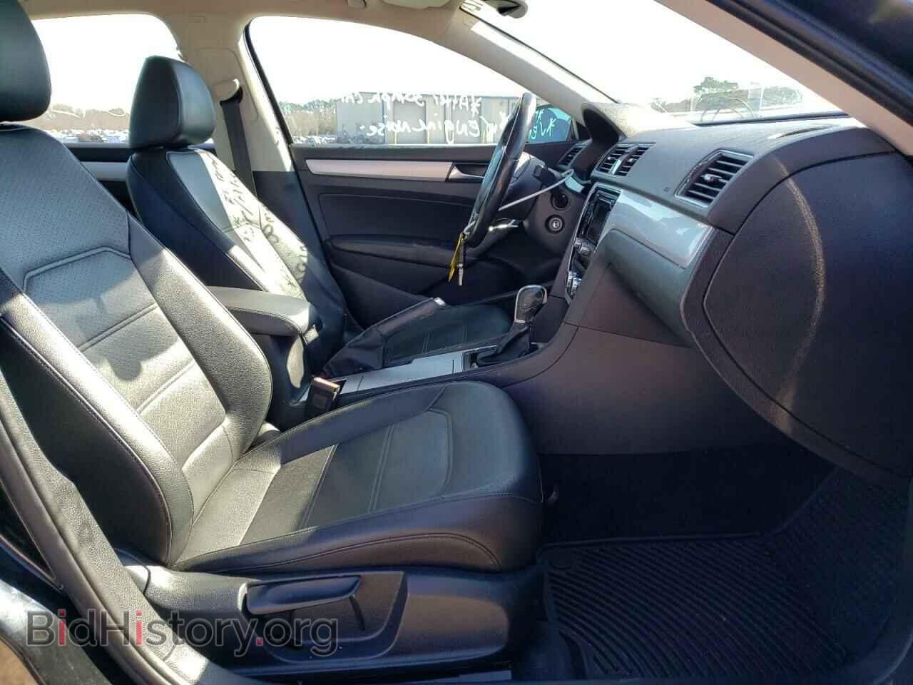 2012 VOLKSWAGEN PASSAT - VIN: 1VWBP7A34CC011833 - Фото 5