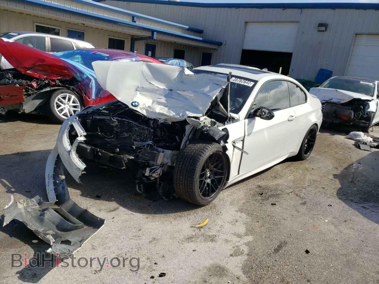2008 BMW M3 - VIN: WBSWD93578PY40539 - Photo 2