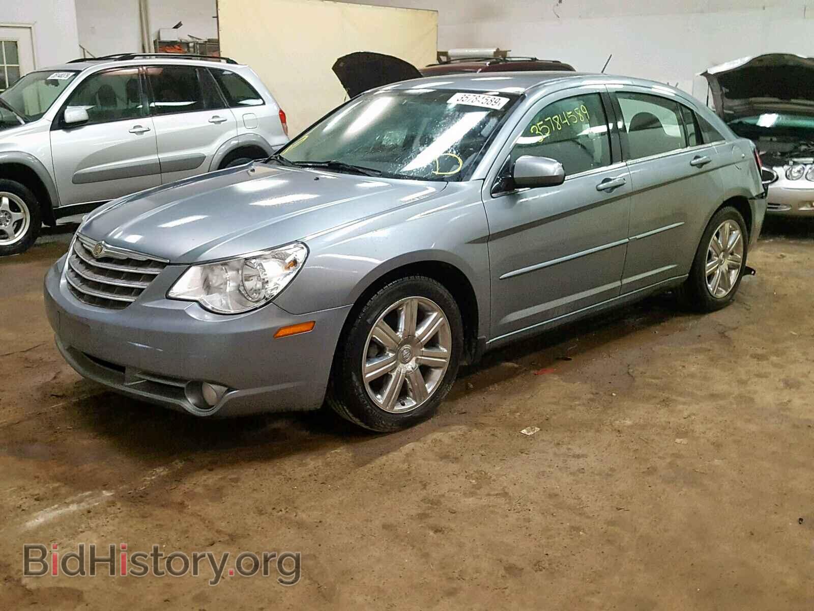 2010 CHRYSLER SEBRING - VIN: 1C3CC5FV1AN126834 - Фото 2