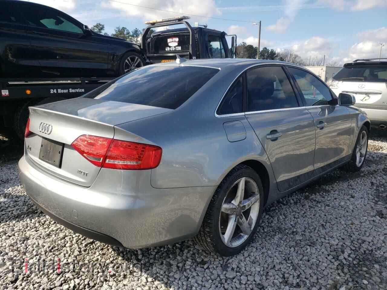 2011 AUDI A4 - VIN: WAUEFAFL6BN048472 - Фото 4