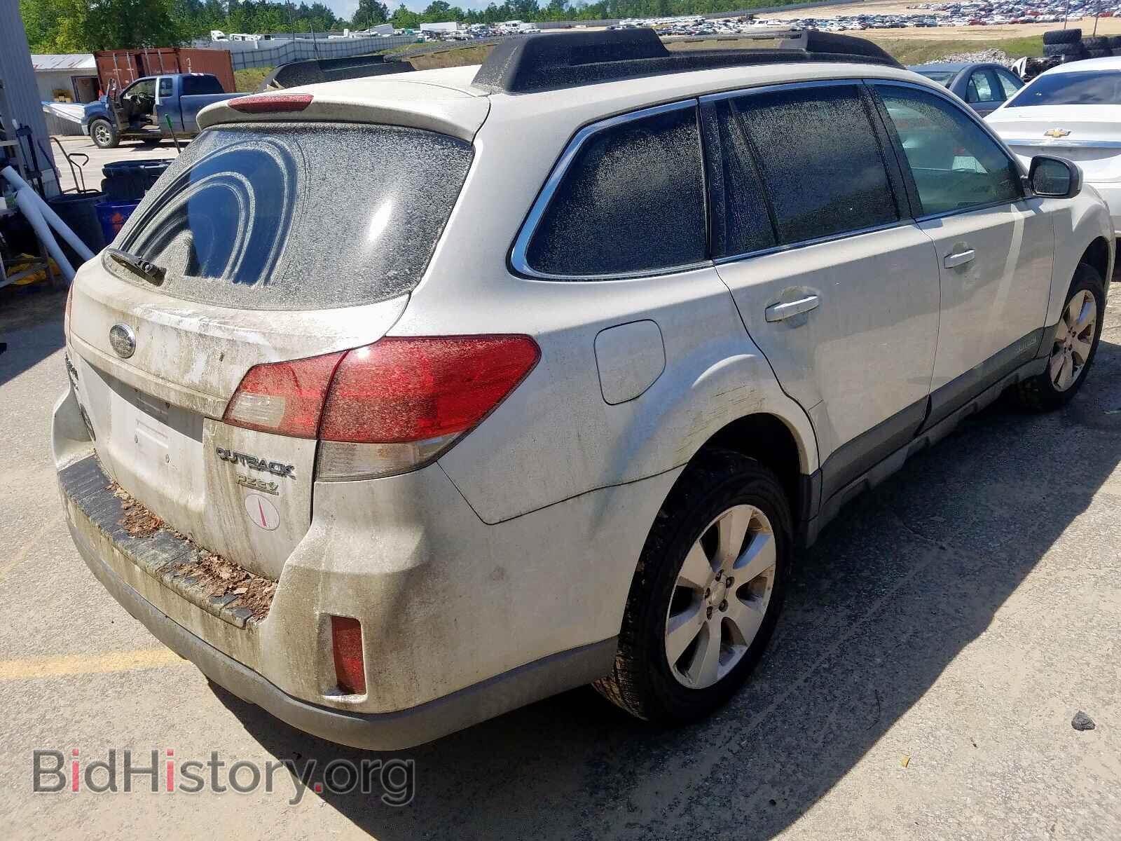 2011 SUBARU OUTBACK - VIN: 4S4BRBCC2B3390600 - Photo 4
