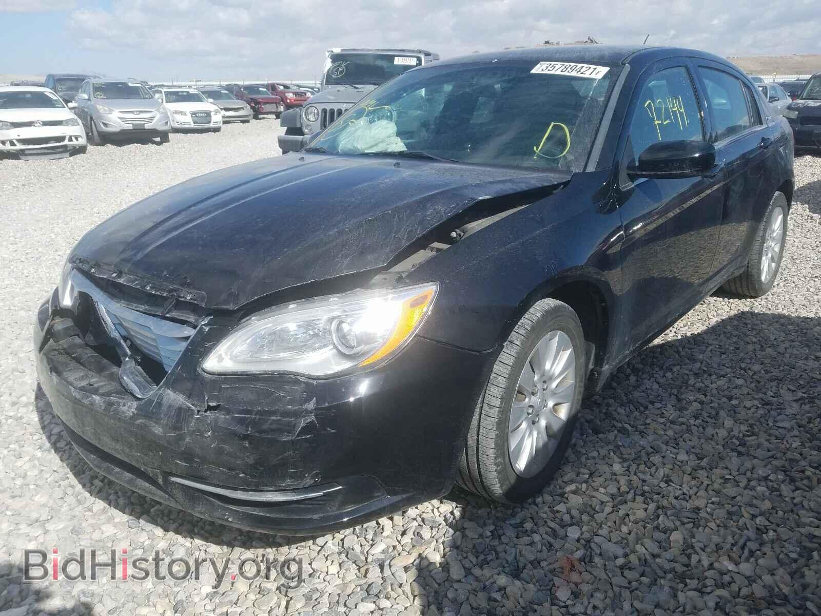 2014 CHRYSLER 200 - VIN: 1C3CCBAG2EN128346 - Фото 2