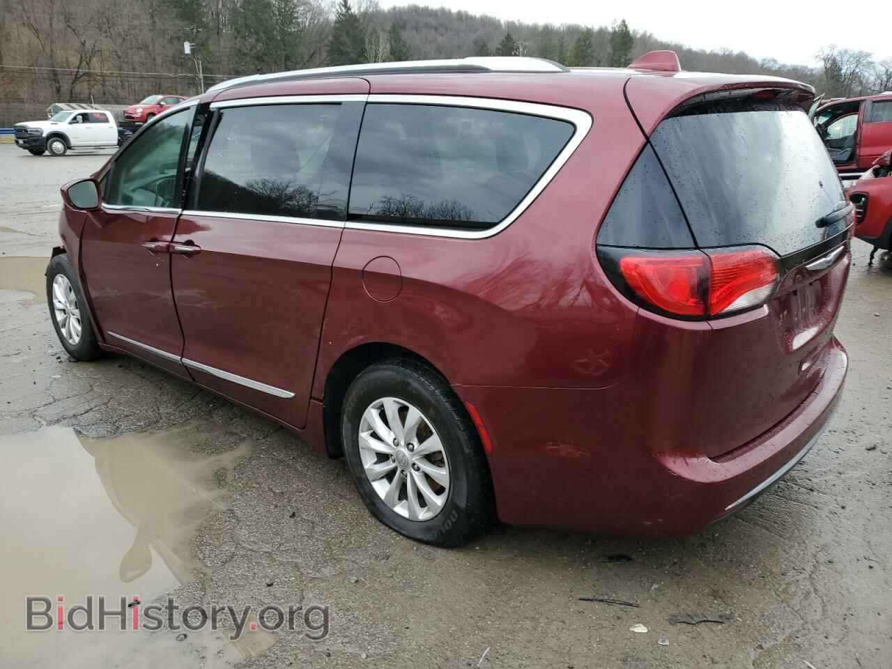2018 CHRYSLER PACIFICA - VIN: 2C4RC1BG3JR278090 - Photo 2