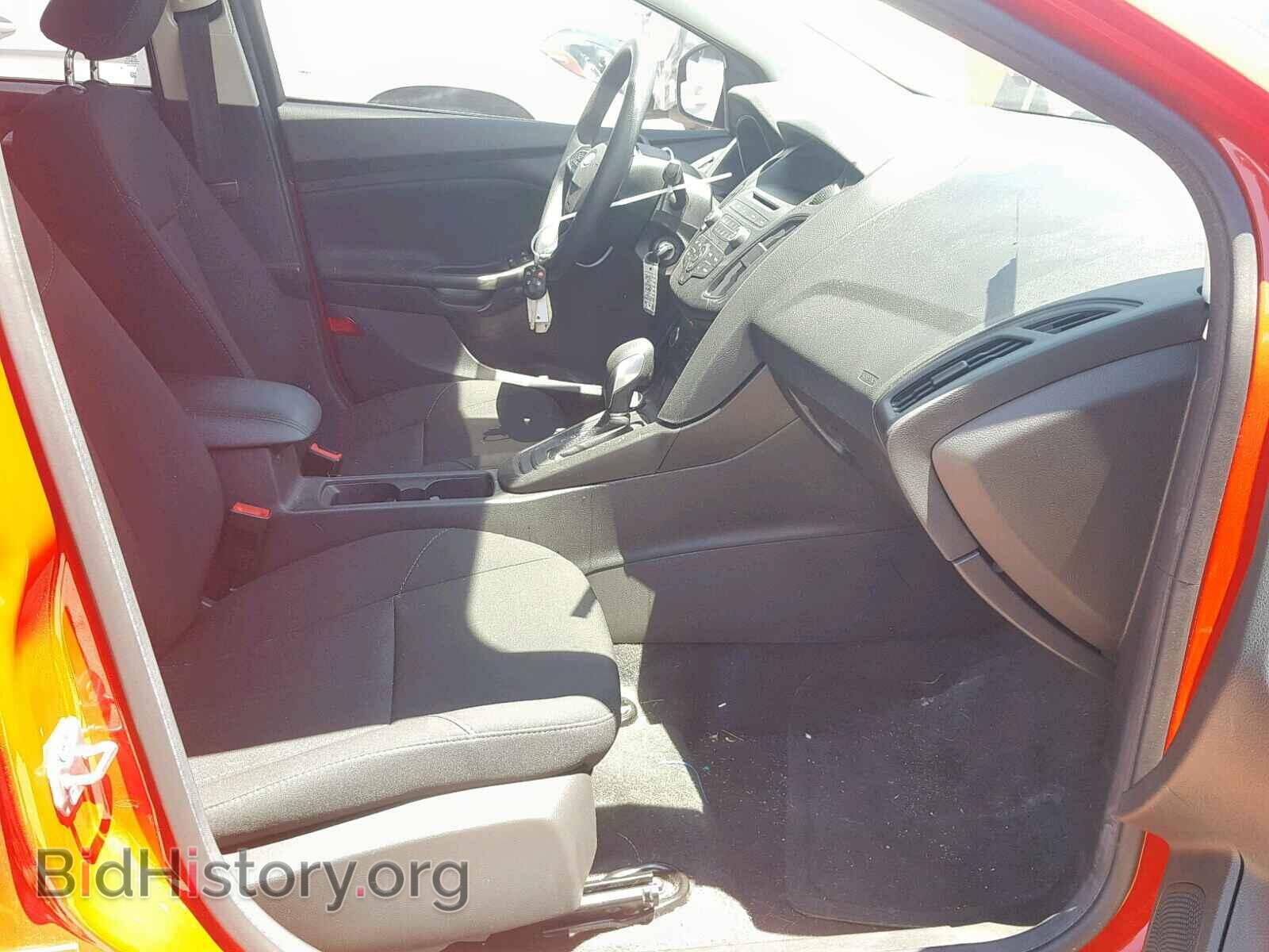 2017 FORD FOCUS SE - VIN: 1FADP3F2XHL324399 - Фото 5