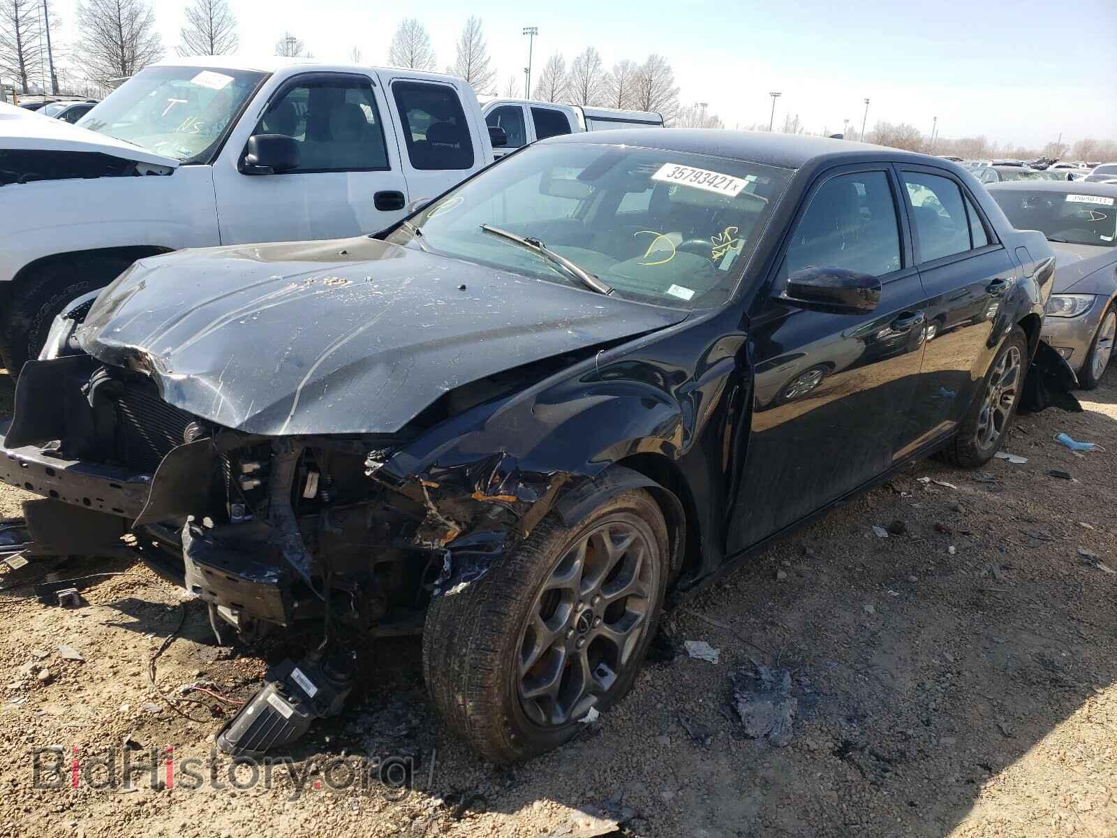 2016 CHRYSLER 300 - VIN: 2C3CCAGG2GH176040 - Фото 2