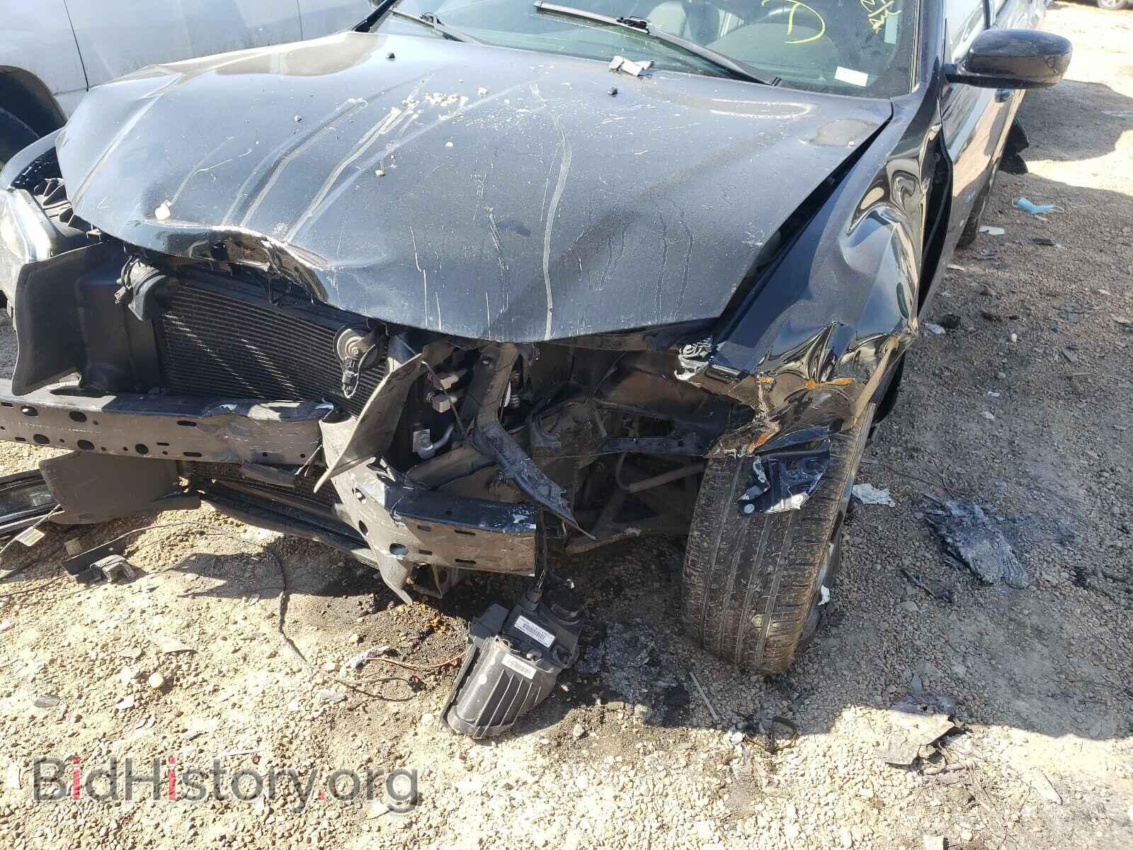 2016 CHRYSLER 300 - VIN: 2C3CCAGG2GH176040 - Фото 9