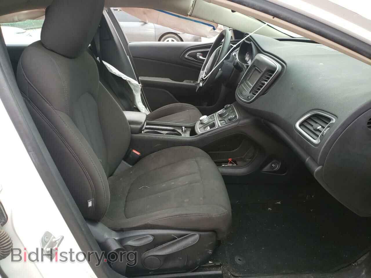 2016 CHRYSLER 200 - VIN: 1C3CCCAB5GN140648 - Фото 5