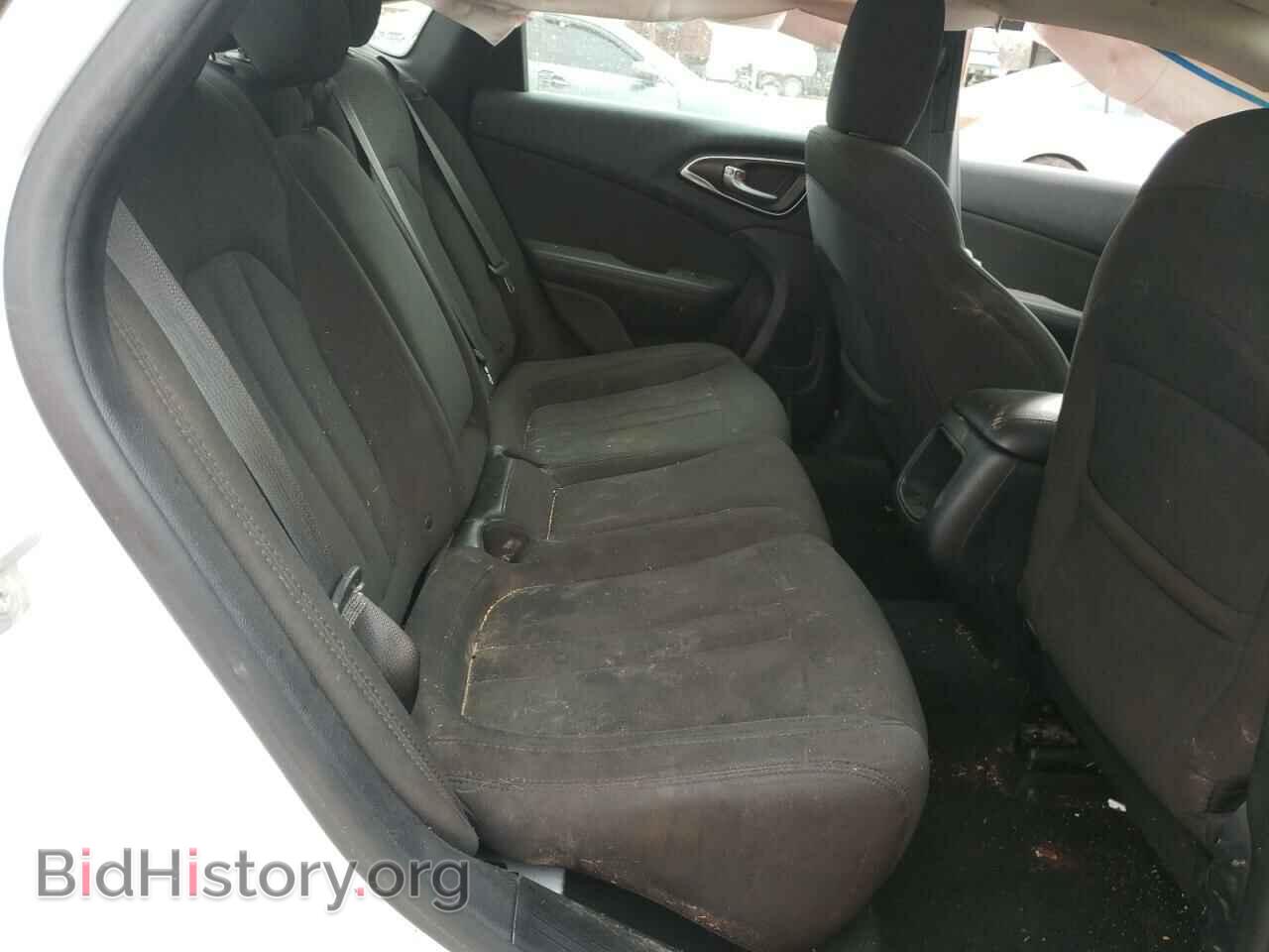 2016 CHRYSLER 200 - VIN: 1C3CCCAB5GN140648 - Фото 6