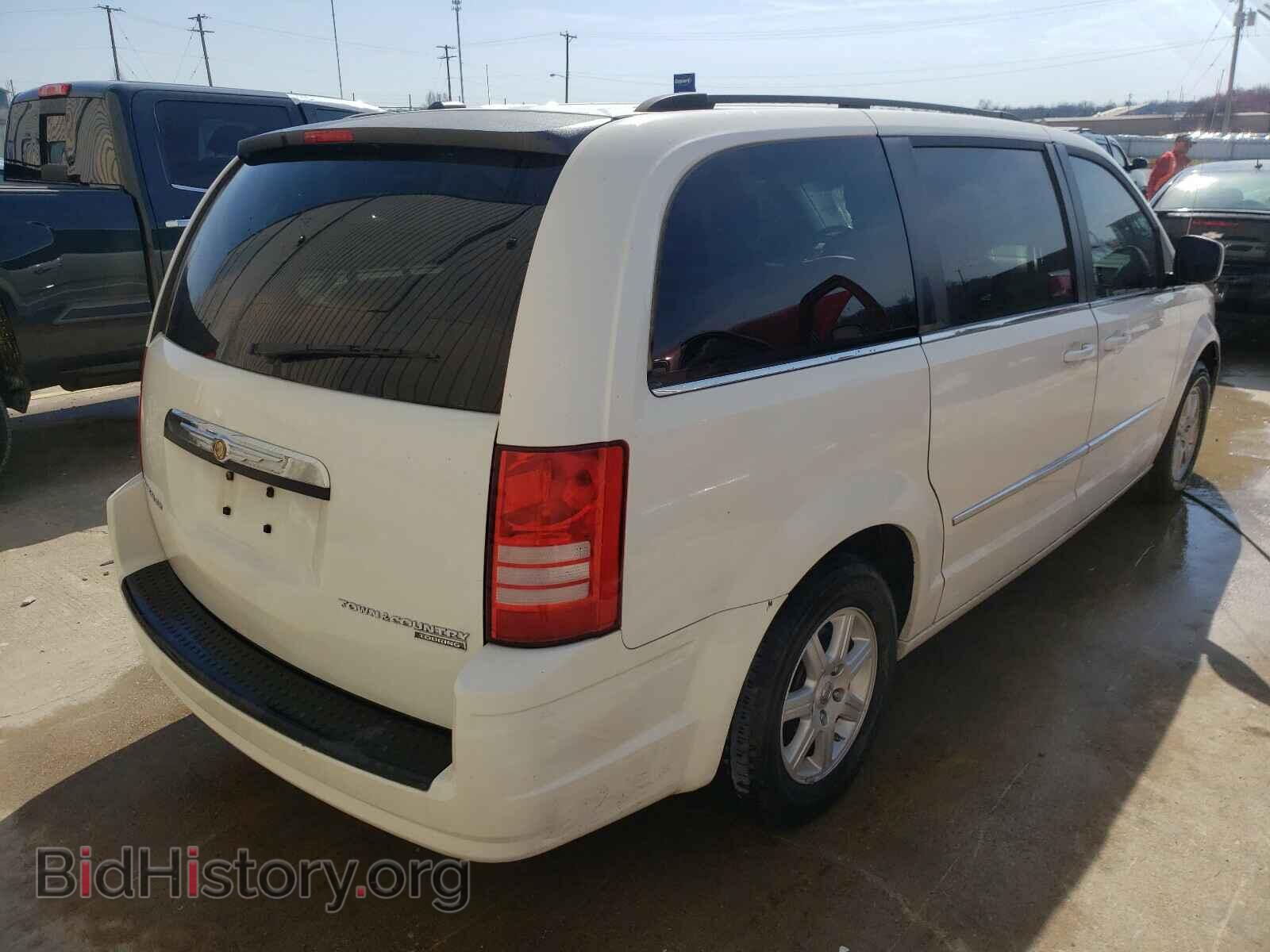 2010 CHRYSLER MINIVAN - VIN: 2A4RR5D15AR492300 - Фото 4