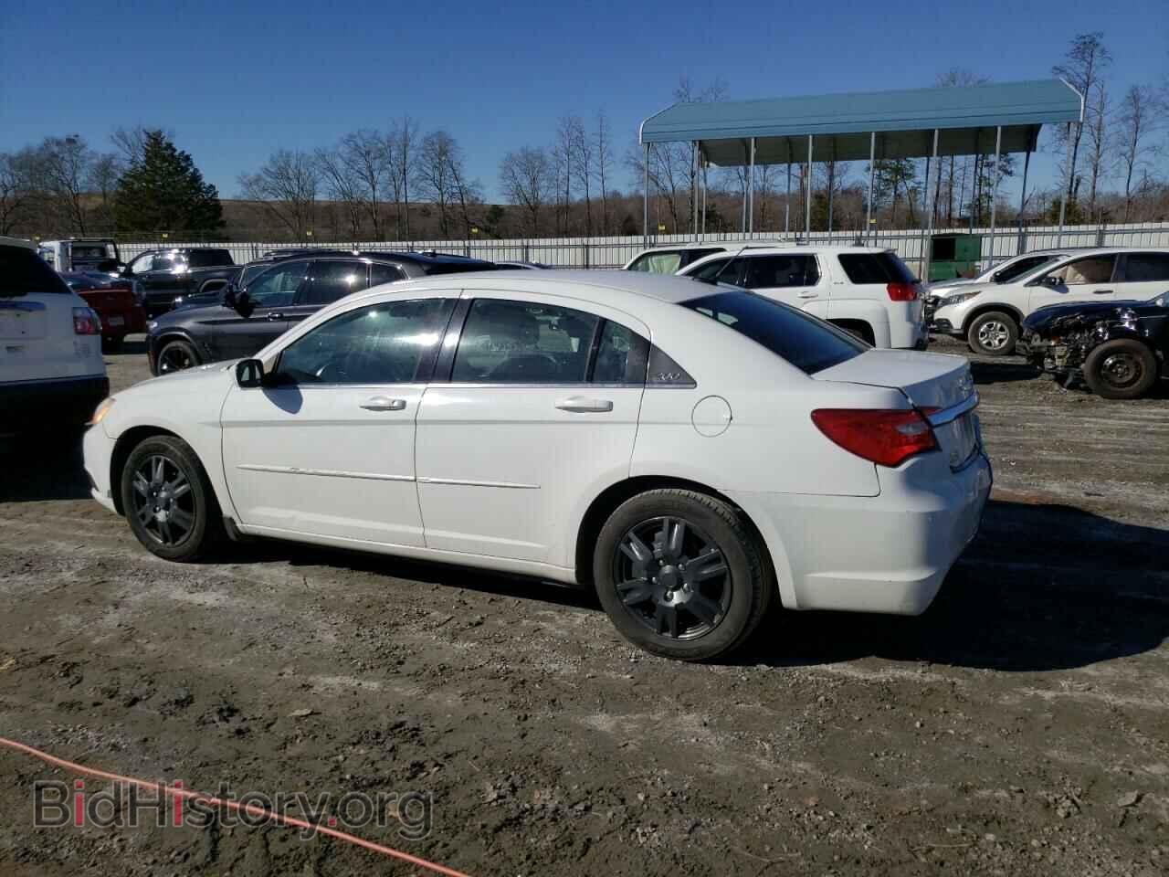 2012 CHRYSLER 200 - VIN: 1C3CCBAB0CN166627 - Photo 2