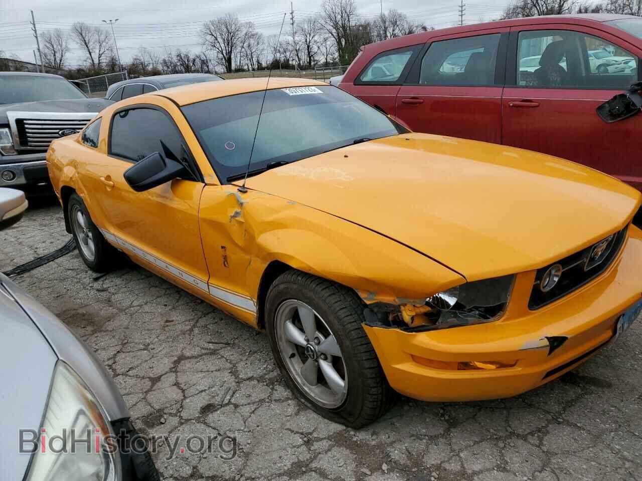 2007 FORD MUSTANG - VIN: 1ZVFT80N275238924 - Фото 4