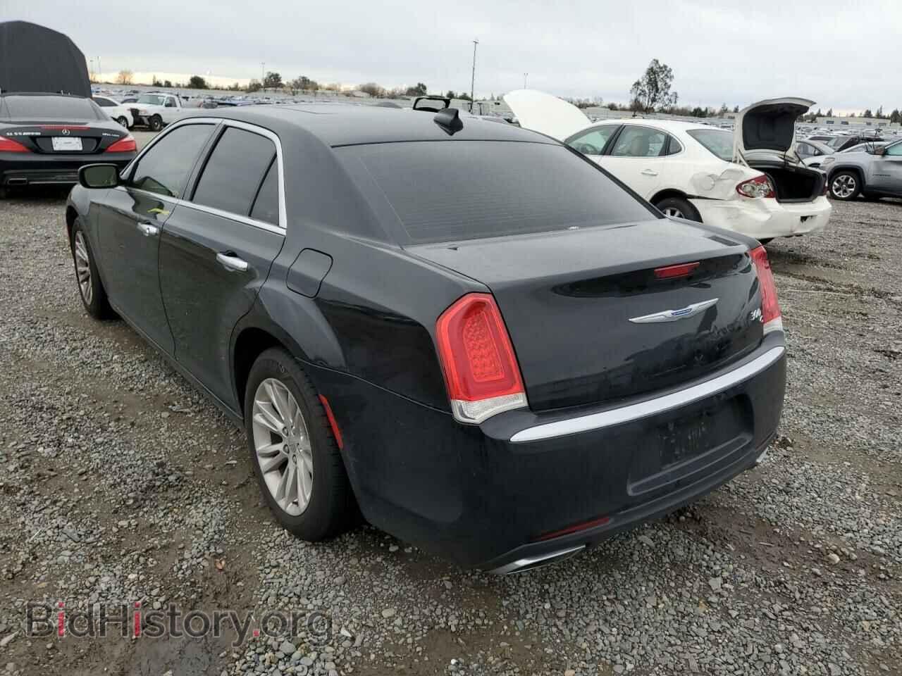 2017 CHRYSLER 300 - VIN: 2C3CCAEG0HH663242 - Фото 2
