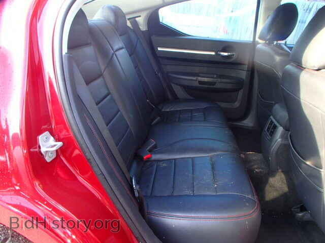 2010 DODGE CHARGER - VIN: 2B3CA4CD2AH317583 - Фото 6