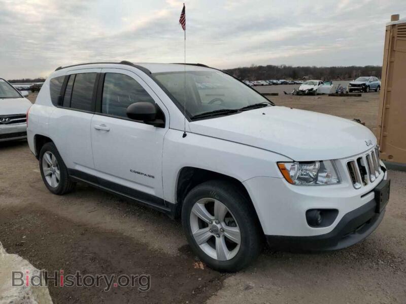 2011 Jeep COMPASS (VIN 1J4NF1FB0BD240142) — photo 4 of 13