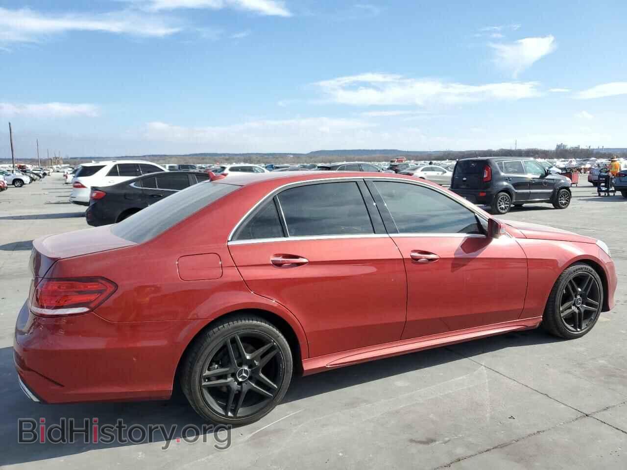 2014 MERCEDES-BENZ E-CLASS - VIN: WDDHF5KB3EA985382 - Фото 3