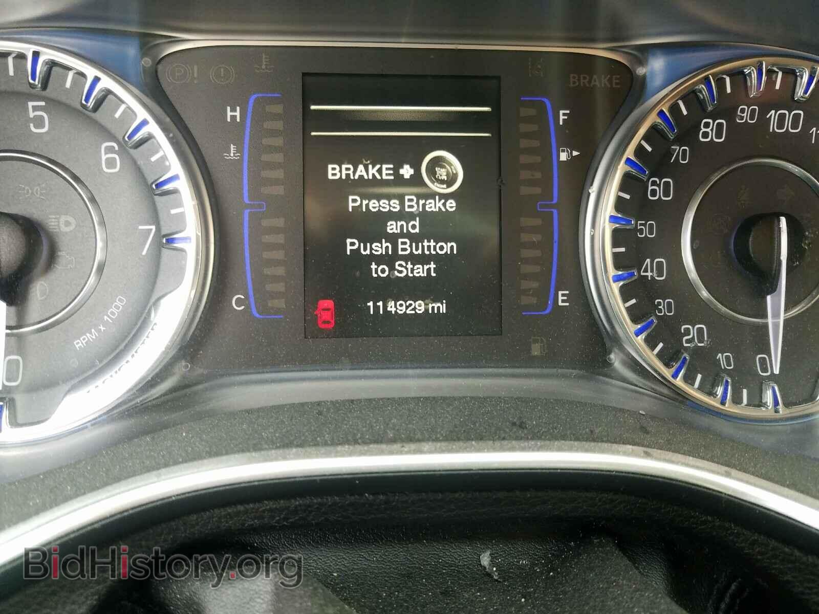 2015 CHRYSLER 200 - VIN: 1C3CCCABXFN640237 - Фото 8