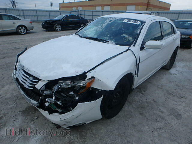 2013 CHRYSLER 200 - VIN: 1C3CCBAB2DN533349 - Фото 2