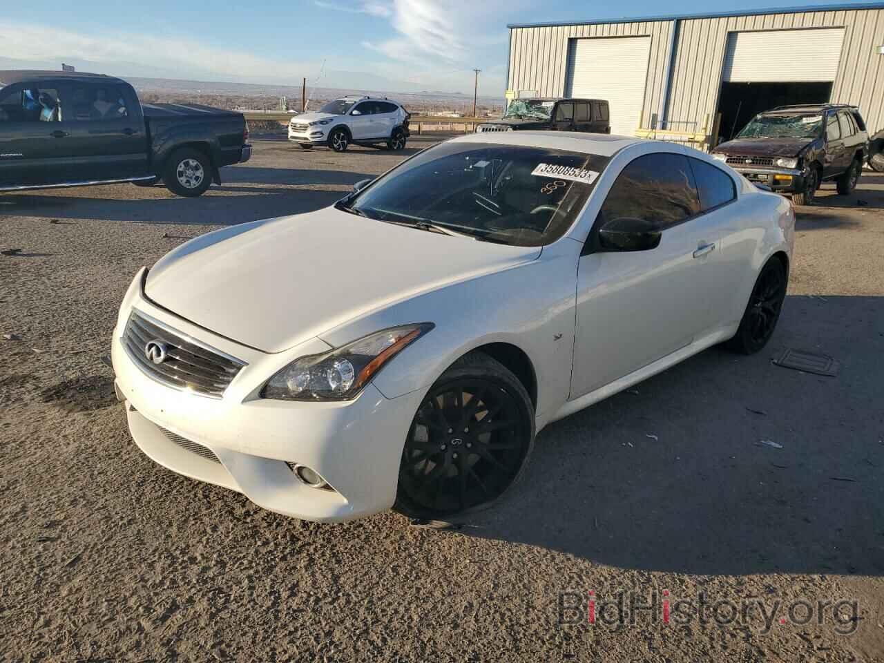 Photo JN1CV6EK8FM870031 - INFINITI Q60 2015