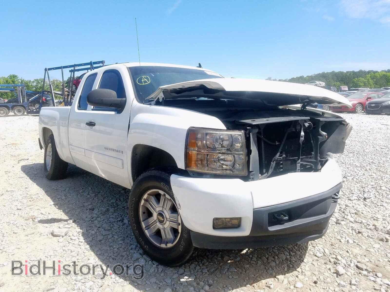 Photo 2GCEC19CX71671741 - CHEVROLET SILVERADO 2007