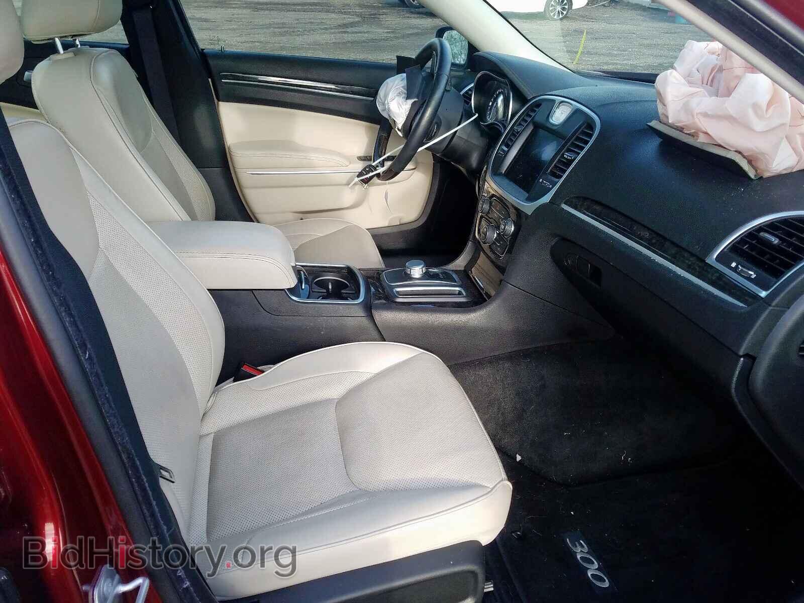 2016 CHRYSLER 300 - VIN: 2C3CCAKG8GH106663 - Фото 5