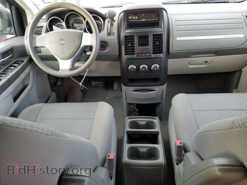 2010 Dodge CARAVAN (VIN 2D4RN4DE7AR218520) — photo 8 of 13