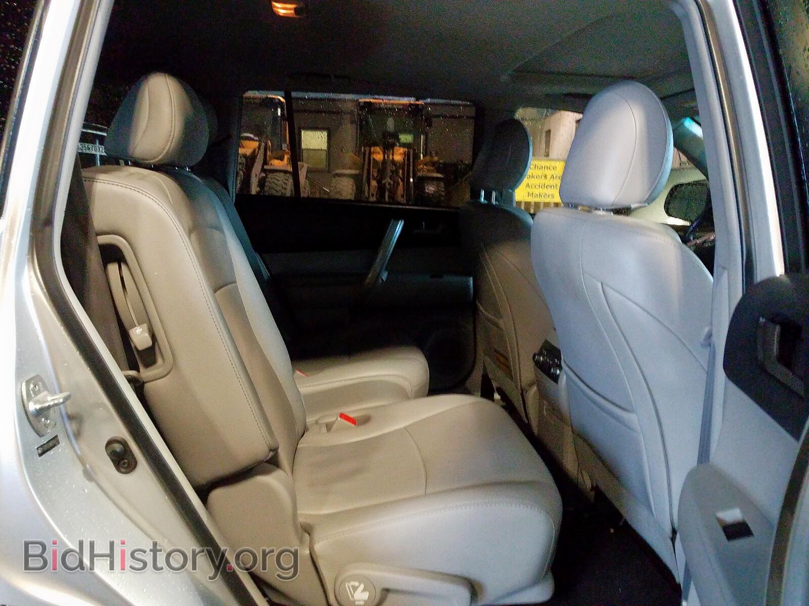2011 TOYOTA HIGHLANDER - VIN: 5TDBK3EH6BS064238 - Фото 6