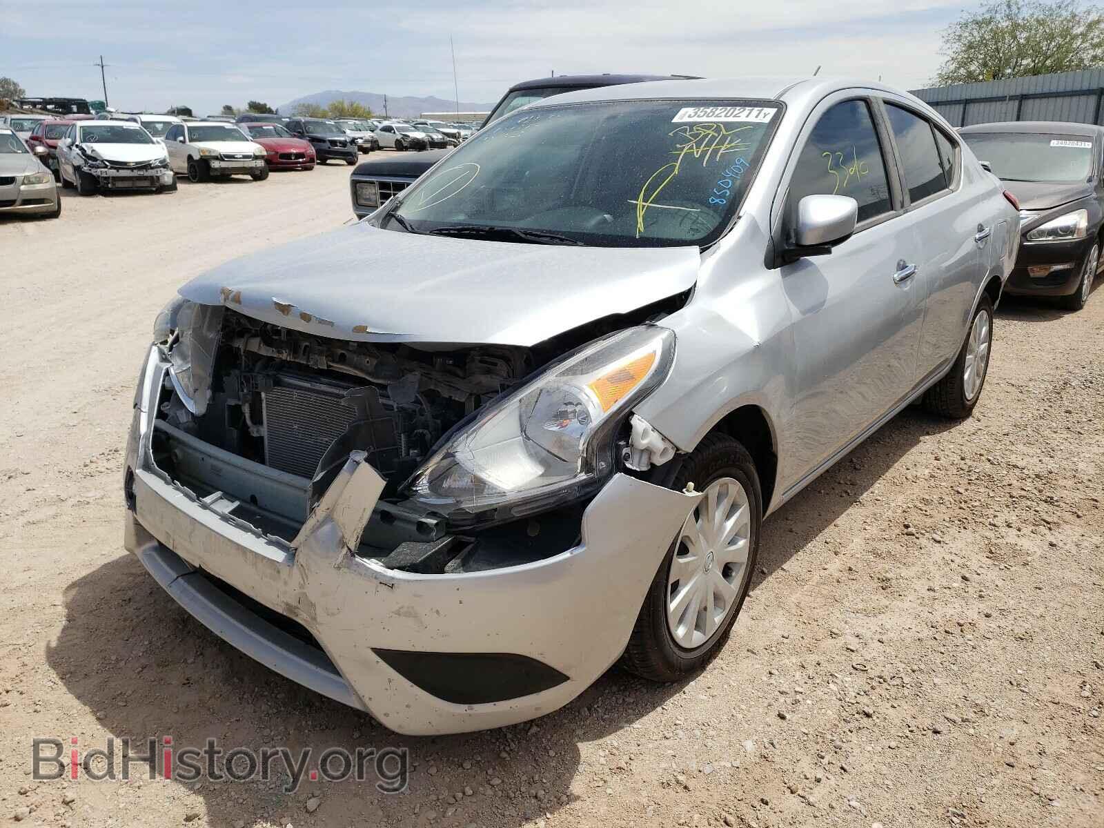 2019 NISSAN VERSA - VIN: 3N1CN7AP3KL850409 - Photo 2