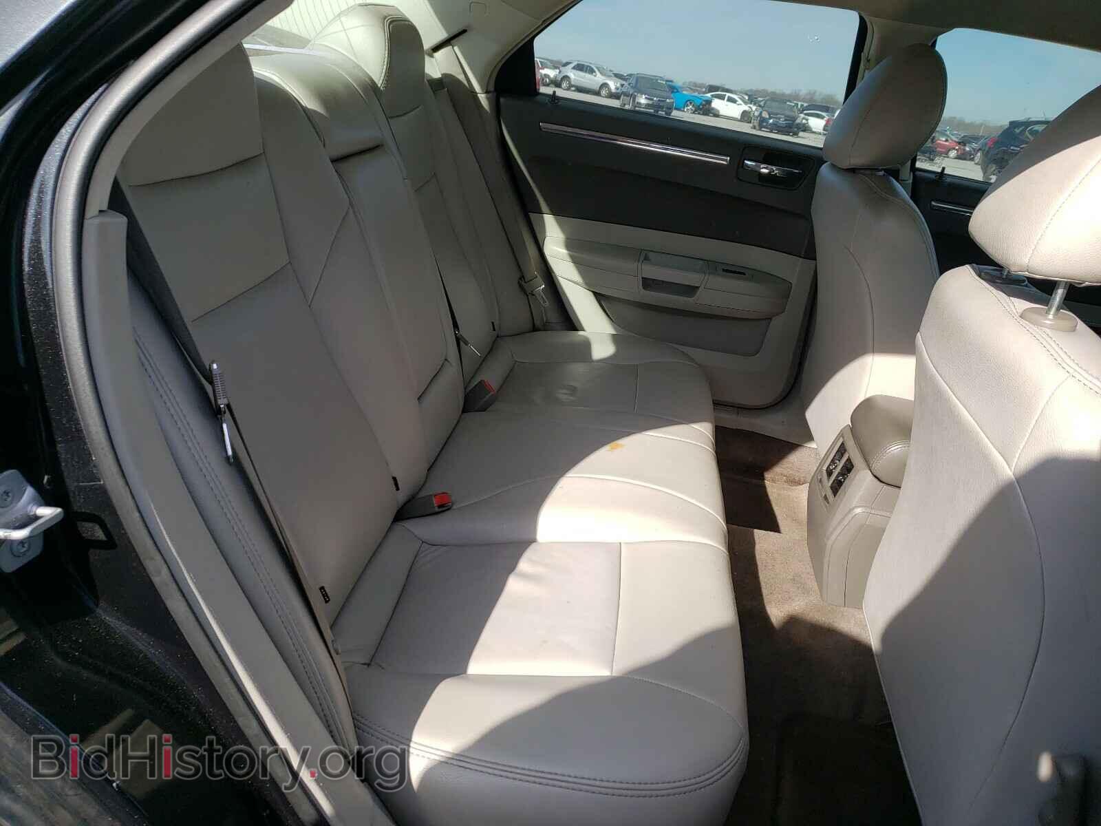 2010 CHRYSLER 300 - VIN: 2C3CA4CD4AH284735 - Фото 6