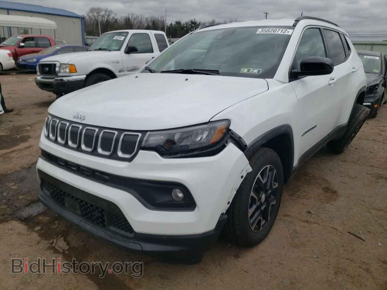 2022 JEEP COMPASS - VIN: 3C4NJDBB7NT135821 - Фото 2