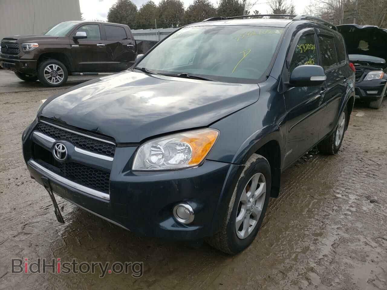 2011 TOYOTA RAV4 - VIN: 2T3DF4DV4BW126082 - Фото 2