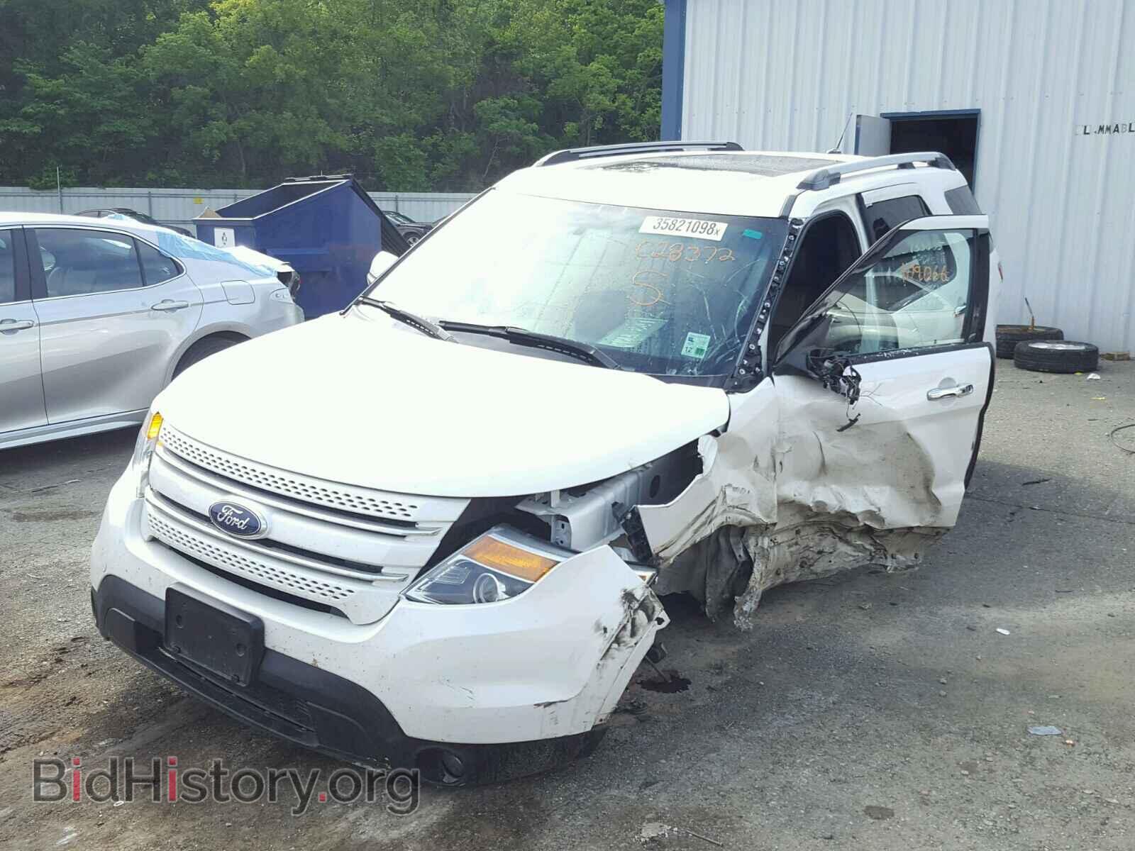 2013 FORD EXPLORER L - VIN: 1FM5K7F84DGC28372 - Photo 2