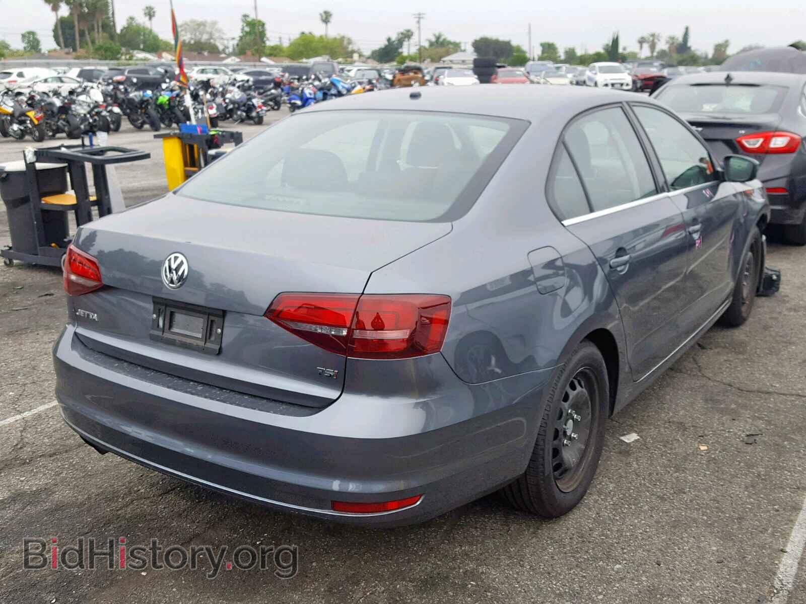 2017 VOLKSWAGEN JETTA - VIN: 3VW2B7AJ6HM280807 - Photo 4