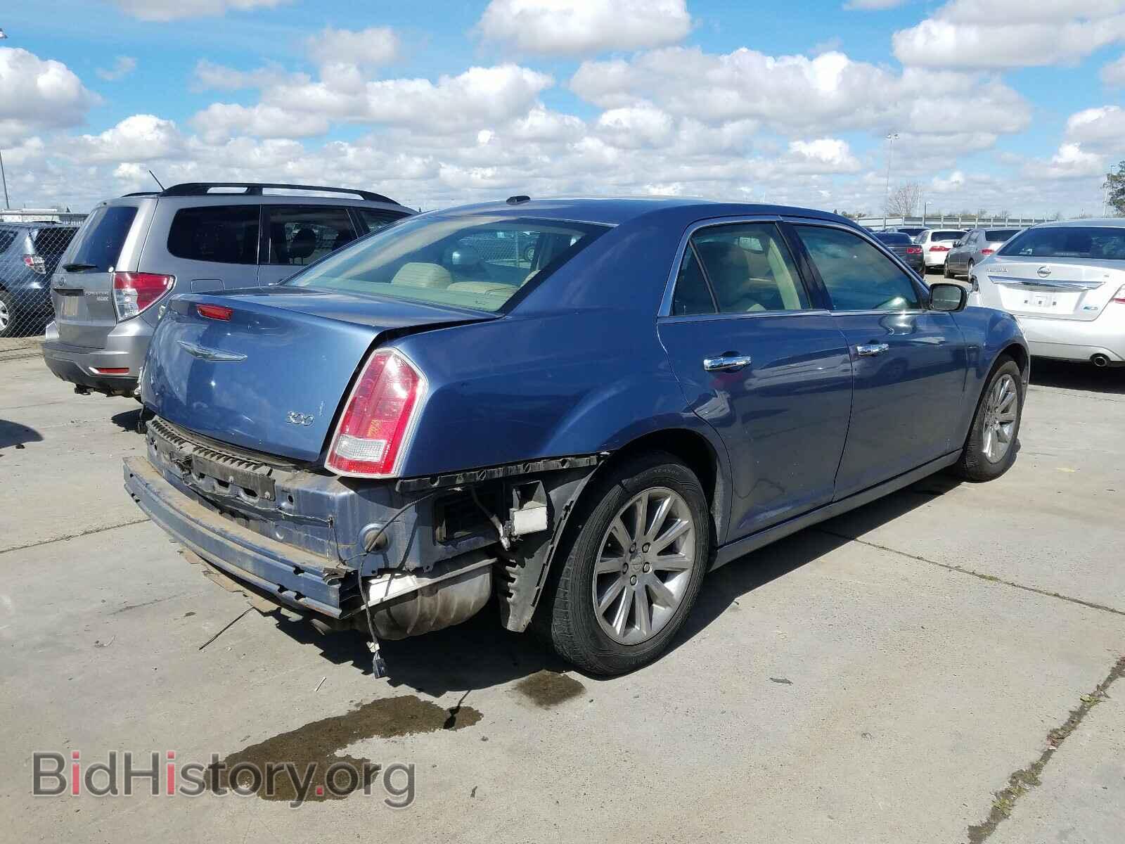 2011 CHRYSLER 300 - VIN: 2C3CA5CG4BH598547 - Фото 4