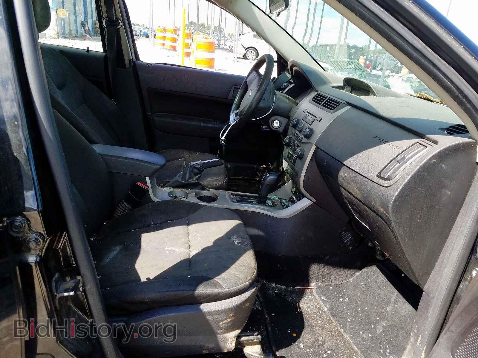 2008 FORD FOCUS - VIN: 1FAHP35N98W136646 - Photo 5