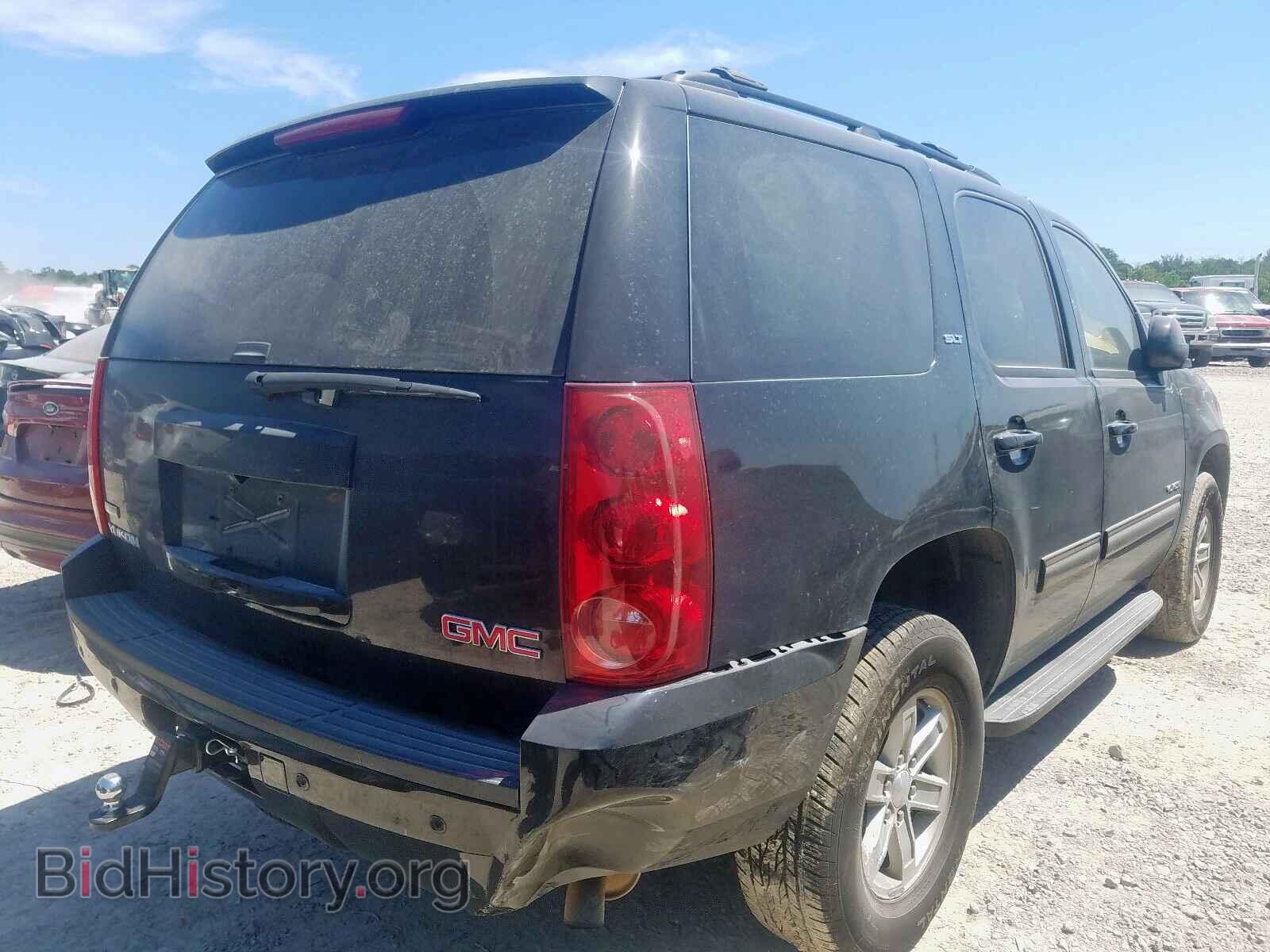 2012 GMC YUKON - VIN: 1GKS2CE06CR102436 - Photo 4