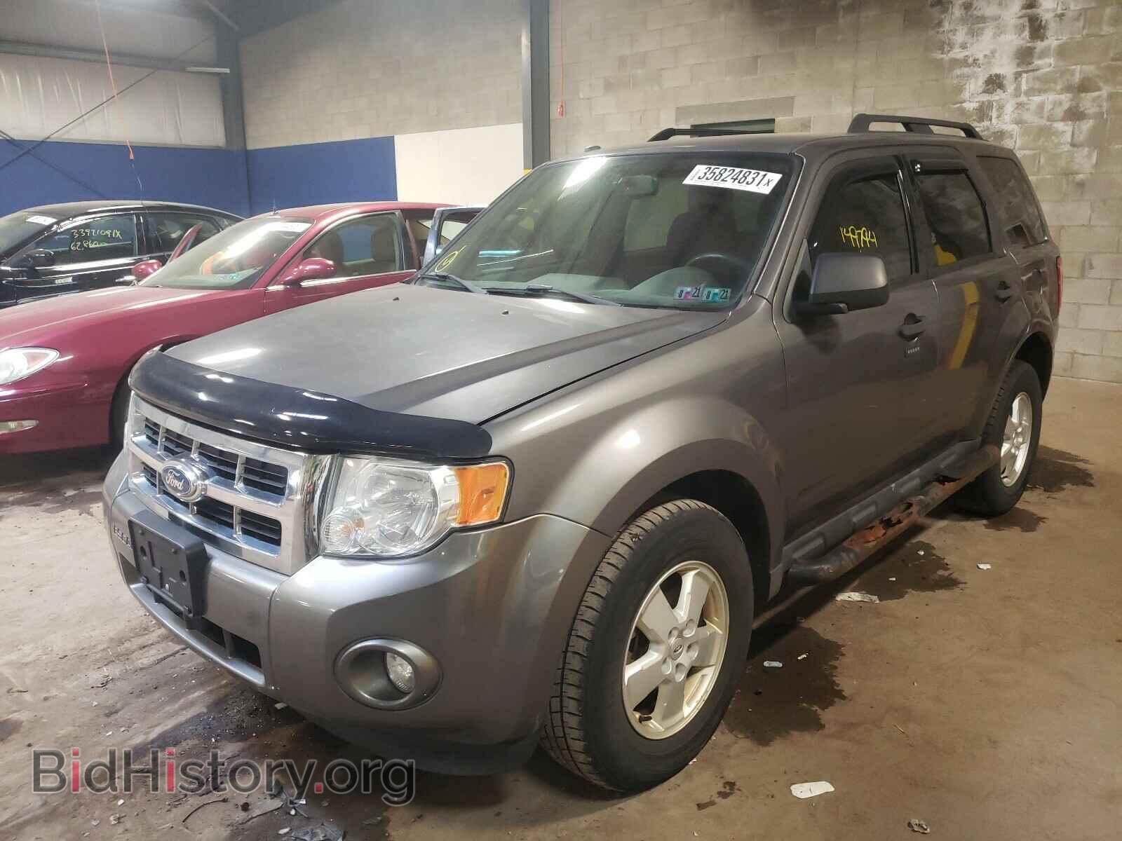 2011 FORD ESCAPE - VIN: 1FMCU9DG5BKA72103 - Фото 2