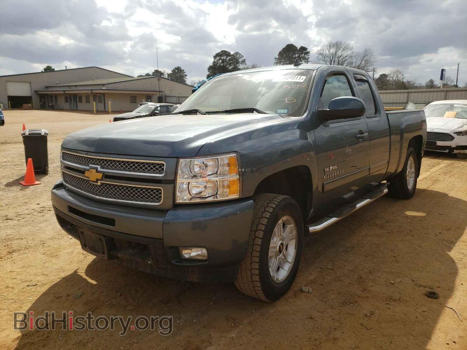 2013 CHEVROLET SILVERADO - VIN: 1GCRKTE75DZ210202 - Фото 2