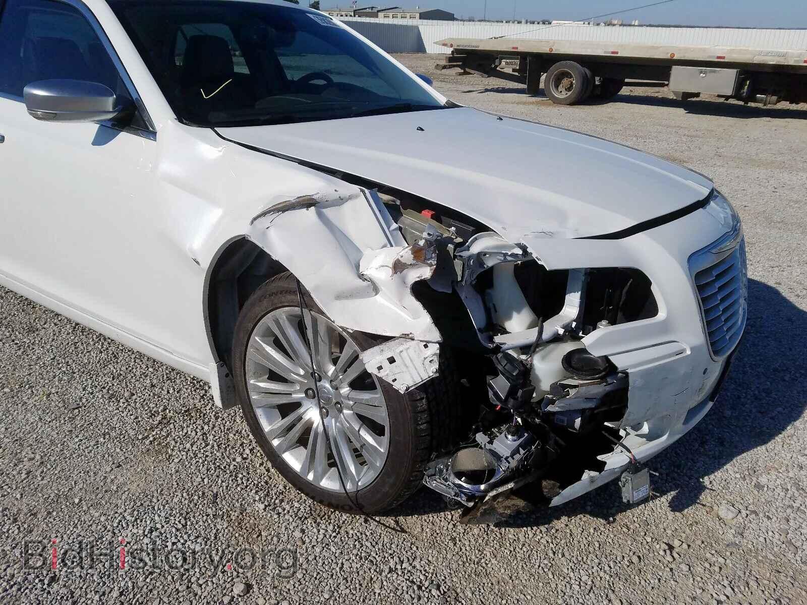 2012 CHRYSLER 300 - VIN: 2C3CCAPT8CH289627 - Фото 9