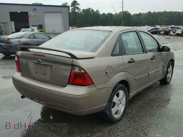 2005 FORD FOCUS - VIN: 1FAFP34N55W272308 - Фото 4