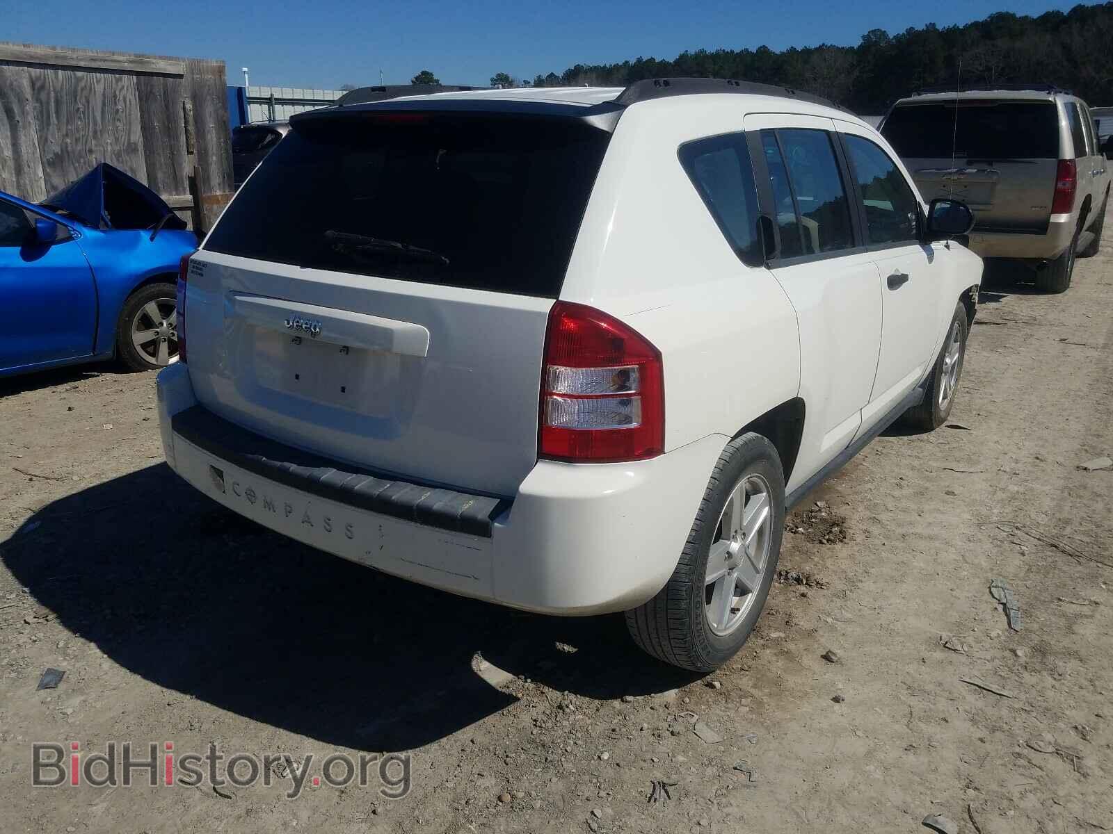 2007 JEEP COMPASS - VIN: 1J8FT47W57D244922 - Фото 4