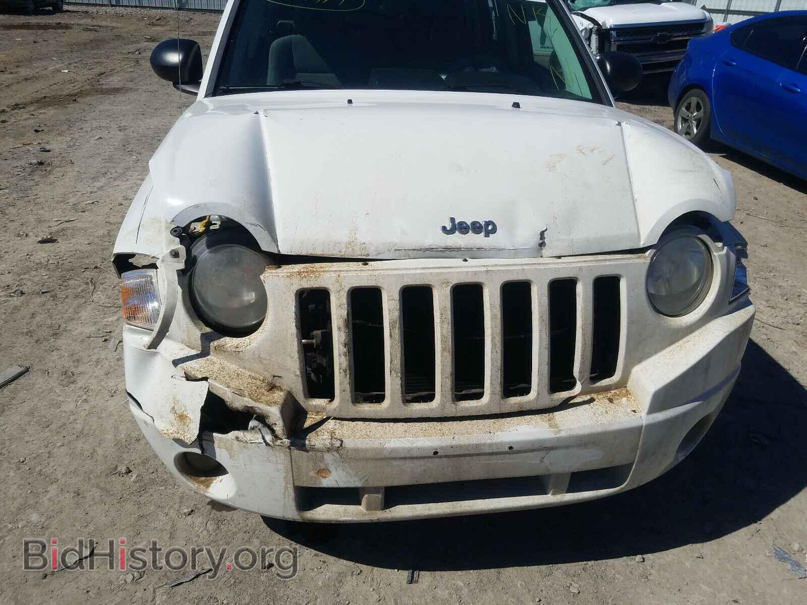 2007 JEEP COMPASS - VIN: 1J8FT47W57D244922 - Фото 9